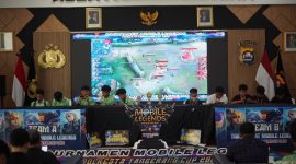 Turnamen e-sport Mobile Legends pelajar yang digelar Polresta Tangerang di Aula Paramasatwika Mapolresta Tangerang, Kamis (30/4), diikuti sekitar 150 peserta dari 30 tim.
