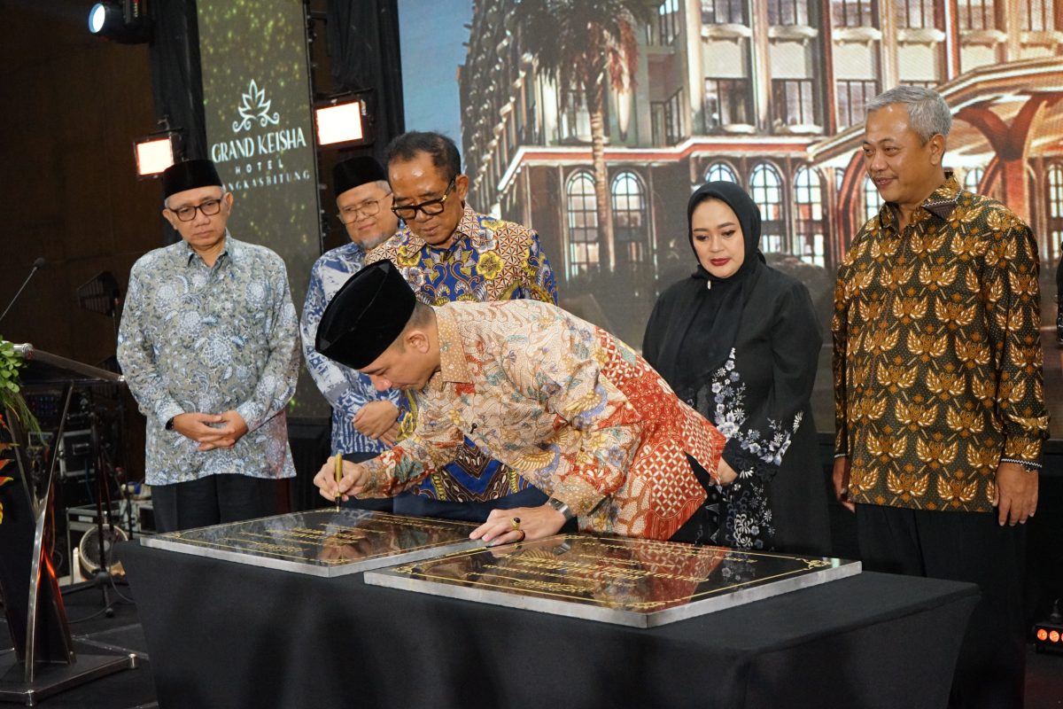 Foto : Peresmian hotel Grand Keisha Rangkasbitung oleh Bupati Lebak, Mochamad Hasbi Asyidiki Jayabaya