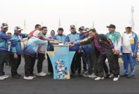 Gubernur Banten Andra Soni membuka POPDA XII dan PEPARPEDA IX Provinsi Banten Tahun 2026 di Stadion Geger Cilegon. Foto: Istimewa.