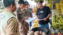 Foto : Satpol PP Kabupaten Tangerang Layangkan SP3 ke 81 Pedagang Eks TPPS Pasar Cisoka