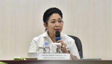 Ketua Komisi IV DPR RI Siti Hediati Soeharto (Titiek Soeharto) memberikan keterangan saat kegiatan di Universitas Sebelas Maret (UNS), Surakarta, Jawa Tengah,Foto: Istimewa.