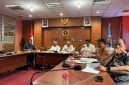 Foto : Rapat Pleno yang dipimpin Ketua Umum PWI Pusat, Akhmad Munir, di Kantor PWI Pusat, Jakarta, Kamis (9/7).