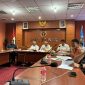 Foto : Rapat Pleno yang dipimpin Ketua Umum PWI Pusat, Akhmad Munir, di Kantor PWI Pusat, Jakarta, Kamis (9/7).