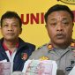 Kapolsek Pakuhaji AKP Prapto Lasono menunjukkan barang bukti uang palsu  (Foto: Istimewa)