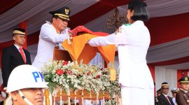 Bupati Tangerang Moh. Maesyal Rasyid saat Pimpin Upacara Detik Proklamasi